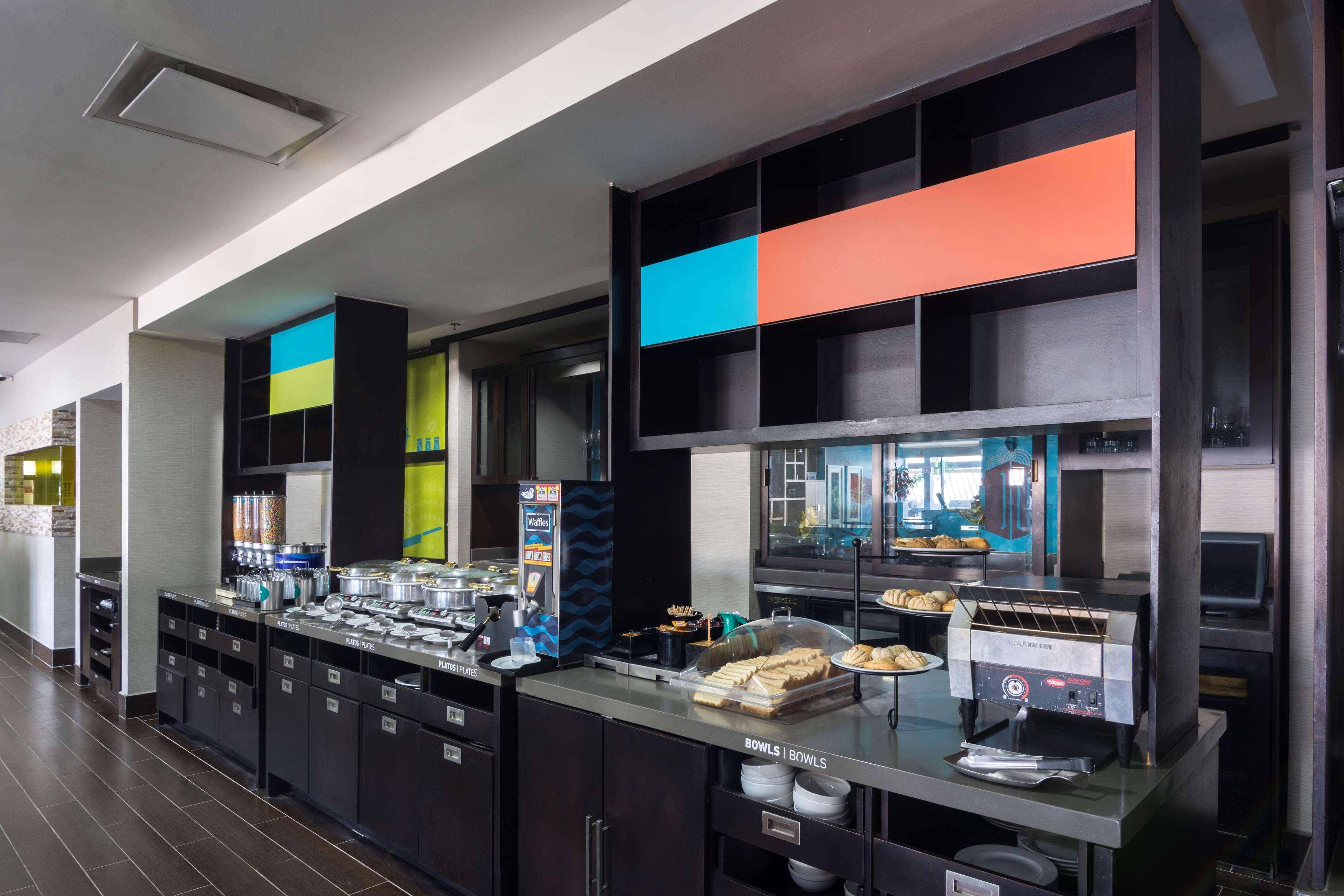 Homewood Suites By Hilton Queretaro Jurica Exterior foto