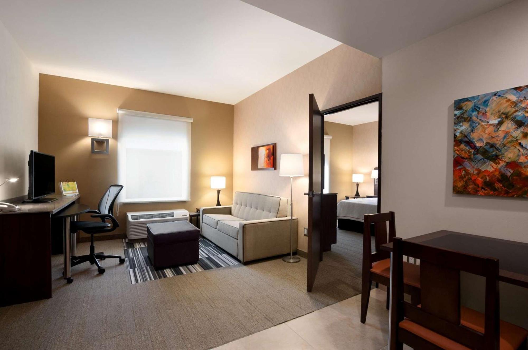 Homewood Suites By Hilton Queretaro Jurica Exterior foto